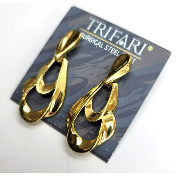 Vintage Trifari Earrings Gold Tone Double Loop Dangle Fashion Elegant DH100 - Picture 2 of 6
